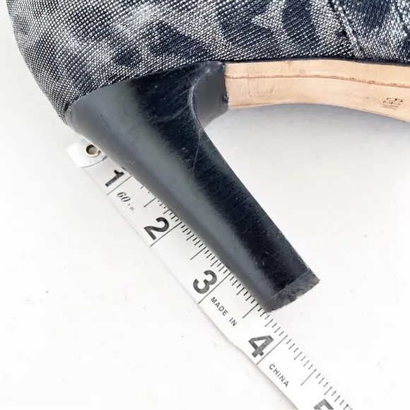 DONALD PLINER Hyde Metallic Sparkle Black Leopard Heel Bootie