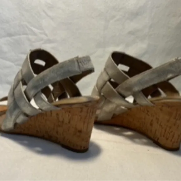 Donald Pliner Joela Cork Wedge Sandals in Silver Metallic Leather Size 9…