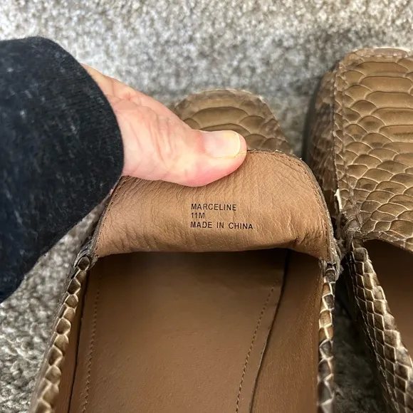 Donald Pliner “Marceline” slip on loafer. Crocco brown. Size 11. Like new