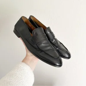 Doucal's Black Smooth Leather Slip On Loafers