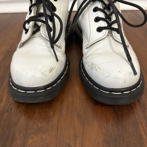 DR. MARTENS 939 White Smooth Leather High Top Boots