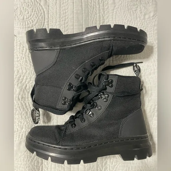Dr. Marten’s COMBS WOMEN'S POLY CASUAL BOOTS SIZE 7