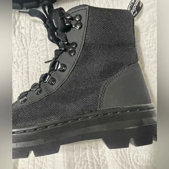 Dr. Marten’s COMBS WOMEN'S POLY CASUAL BOOTS SIZE 7