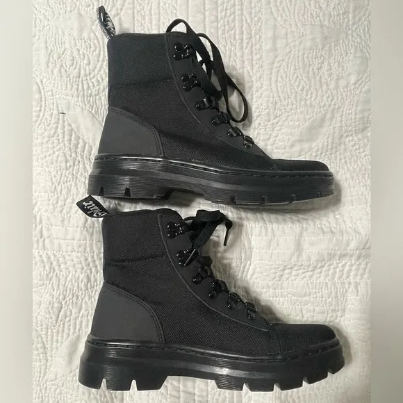 Dr. Marten’s COMBS WOMEN'S POLY CASUAL BOOTS SIZE 7
