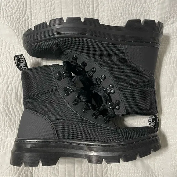 Dr. Marten’s COMBS WOMEN'S POLY CASUAL BOOTS SIZE 7