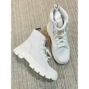 Dr. Martens COMBS WOMEN'S POLY CASUAL BOOTS size USL7