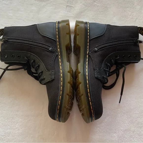 Dr. Martens JUNIOR COMBS EXTRA TOUGH POLY CASUAL BOOTS