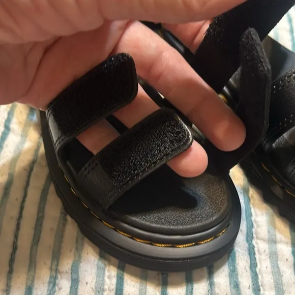 Dr. Martens JUNIOR KLAIRE LEATHER STRAP SANDALS