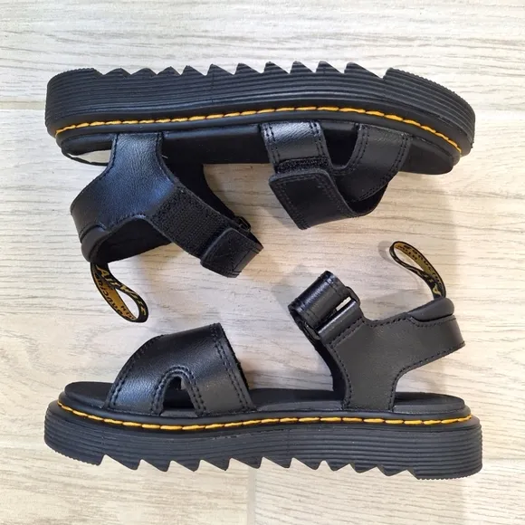 Dr. Martens kid's black Vossie leather sandals  - size 1 - NWOT