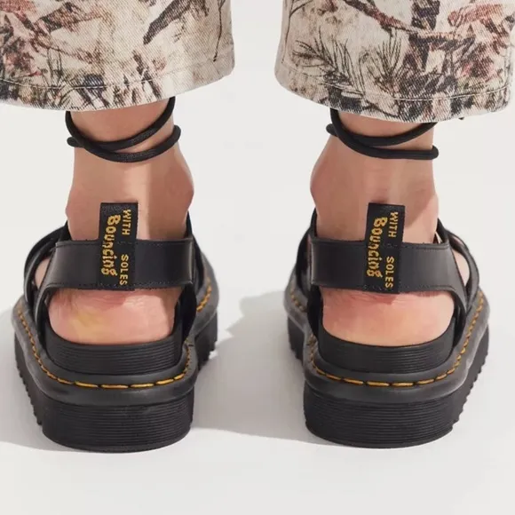 Dr. Martens Nartilla Sandals Gladiator Lace up Platform Shoes New in Box