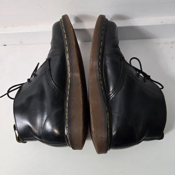 Dr. Martens Size 6 Men's Manton Desert 2 Eye Black Lace-Up Chukka Boots Unisex