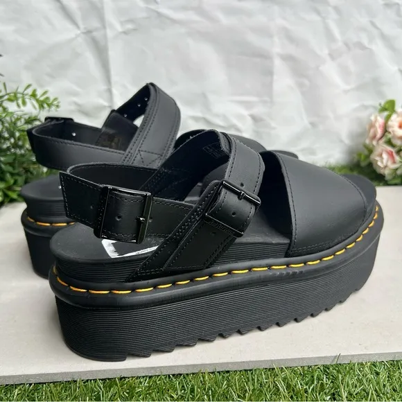 DR MARTENS VOSS II ATHENA BLACK LEATHERSTRAP PLATFORM SANDALS Women 10 NEW