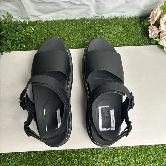 DR MARTENS VOSS II ATHENA BLACK LEATHERSTRAP PLATFORM SANDALS Women 10 NEW