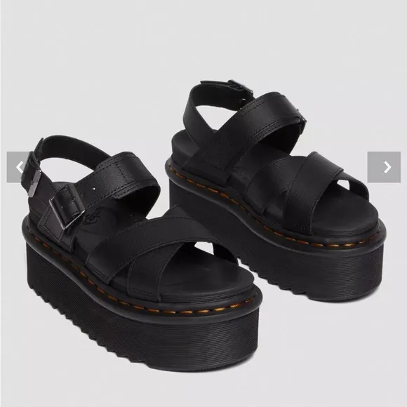 DR MARTENS VOSS II ATHENA BLACK LEATHERSTRAP PLATFORM SANDALS Women 10 NEW