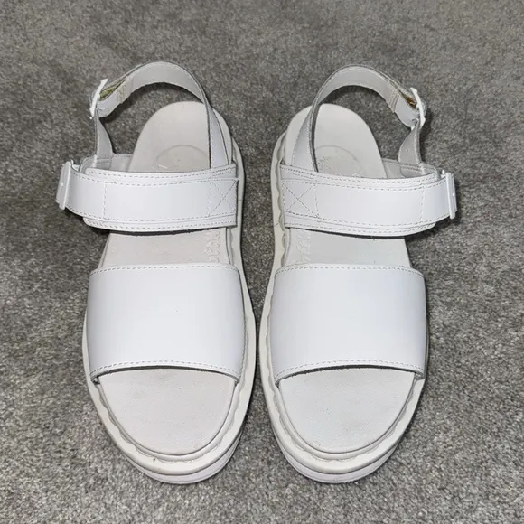 Dr MARTENS VOSS MONO HYDRO LEATHER White Platform Chunky STRAP SANDALS size 8