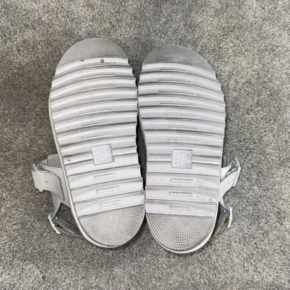 Dr MARTENS VOSS MONO HYDRO LEATHER White Platform Chunky STRAP SANDALS size 8