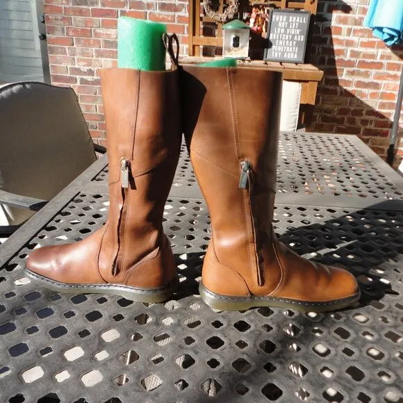 DR MARTENS Women's Brown Leather Tall Leather Riding Motorcycle Boots Size 6