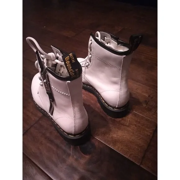 Dr. Martens Zip Front Leather Ankle Boots‎ White Fashion Combat Boots