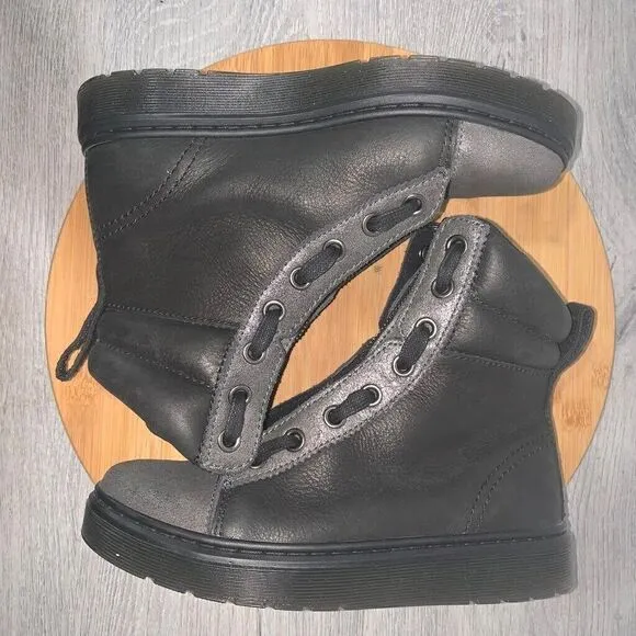 Dr. Martens Playa Boots Metallic Grey Leather Booties Zip Lace Women’s Size 6