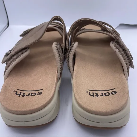 Earth leather strappy slide sandals women Size 11 “Mira Lourdes”