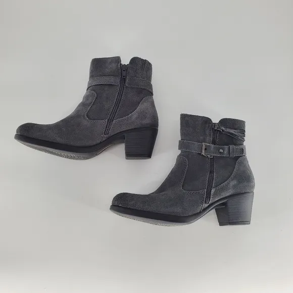 Earth Origins Tori Grey Suede Water Repellent Heel Ankle Boots, Size 7.5
