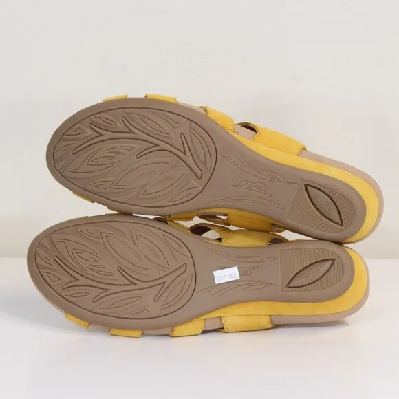 Earth Pisa Chatham Yolk Yellow Suede Open Toe Gladiator Sandal NWT NIB