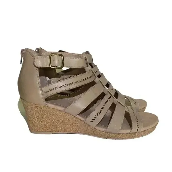 Earth Wedge Sandals Womens 7.5 38 Beige Woodland Sunny Strappy Leather NEW