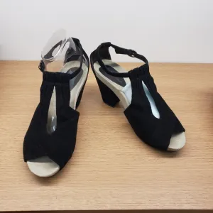 Earthies Veria Black Suede Leather Ankle Strap Heel Sandals Comfort Shoes 9.5