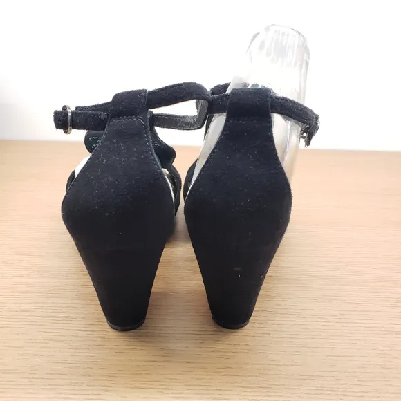 Earthies Veria Black Suede Leather Ankle Strap Heel Sandals Comfort Shoes 9.5