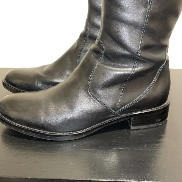 ECCO Hobart Tall Leather 3 Buckle Riding Boots.  Size 8.5.