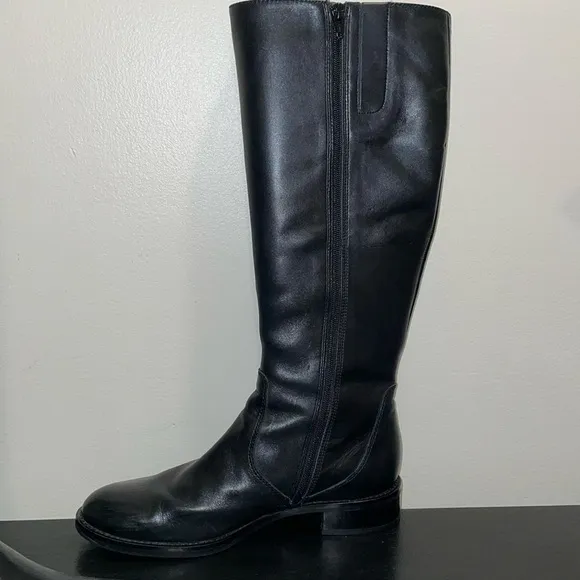 ECCO Hobart Tall Leather 3 Buckle Riding Boots.  Size 8.5.