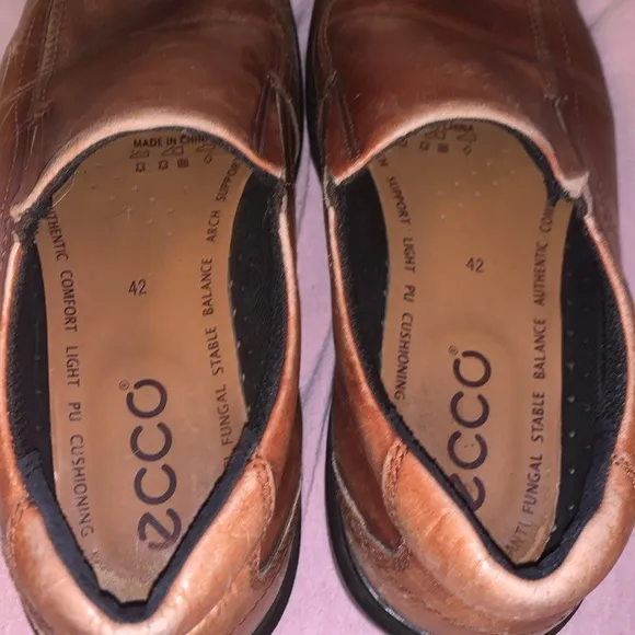 ECCO Men's Rich Brown Leather Classic Slip On Loafers Dress Shoes Sz 42