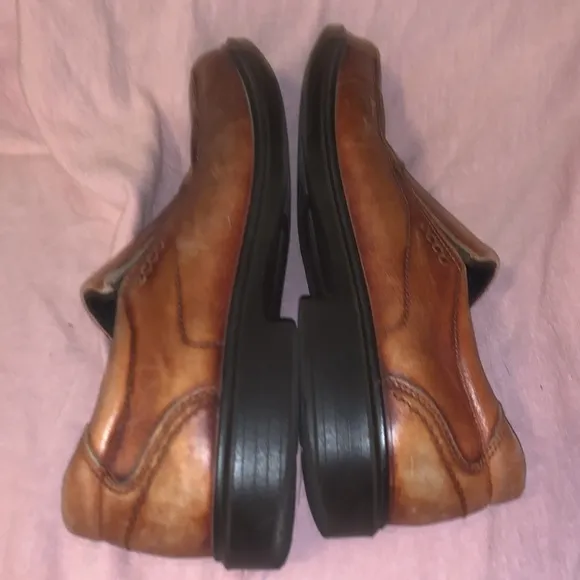 ECCO Men's Rich Brown Leather Classic Slip On Loafers Dress Shoes Sz 42