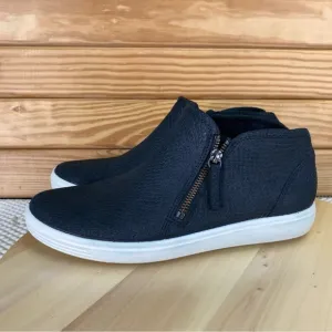 Ecco Soft 7 Low Ankle Boots Booties Sneakers Side Zip Comfort Casual 9-9.5 US