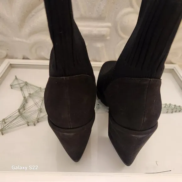 Eileen Fisher &quot;Spell&quot; Black Sock Booties. NIB. Size 6.5