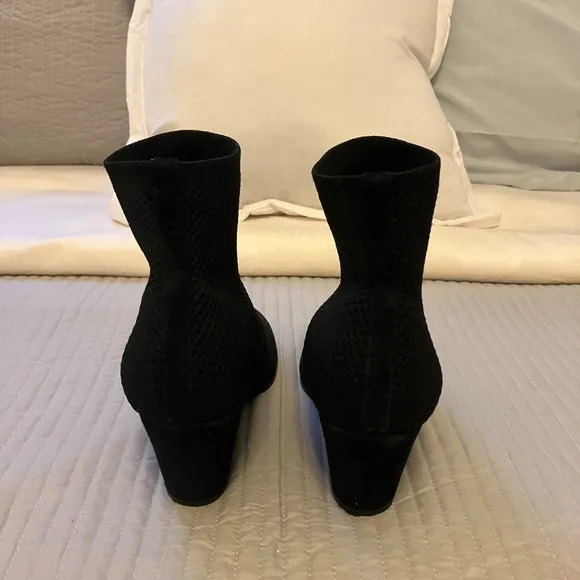 Eileen Fisher Boots Women Black Knit Stretch Fabric - Size 7 1/2
