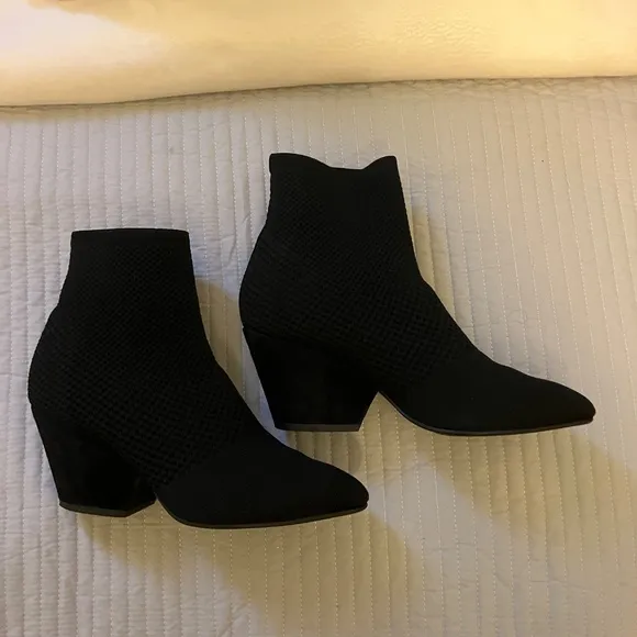 Eileen Fisher Boots Women Black Knit Stretch Fabric - Size 7 1/2