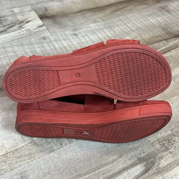 Eileen Fisher burnt orange gray suede cross strap back zip sandals size 8.5