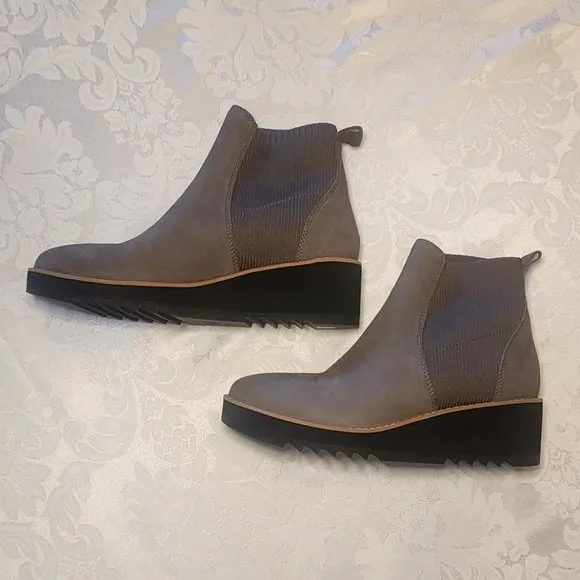 Eileen Fisher Gray Lilou Wedge Chelsea Boots NIB ~ Size 9M