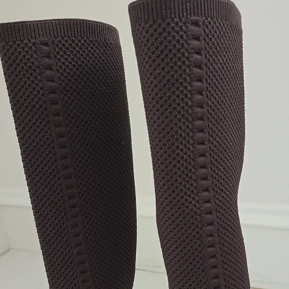 Eileen Fisher Kasana Knit Brown Boots sz 7
