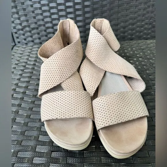 Eileen Fisher Perforated Nubuck Leather Crisscross Platform Sandals 6.5 Blush
