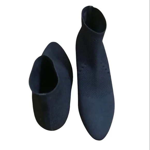 Eileen Fisher Purl Stretch Knit Booties Black Textured Recycled Sock Booties