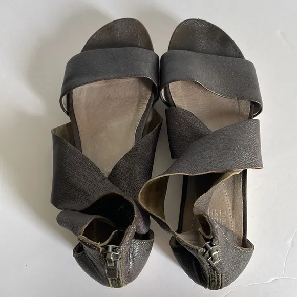 Eileen Fisher Sport Platform Black Leather Sandals Size 8