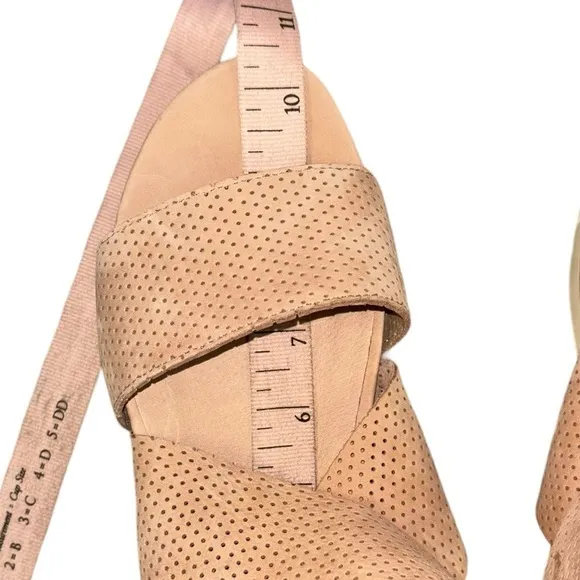 EILEEN FISHER Wedge Desert Rose Leather Sandals Womens 9 Preppy Feminine Comfort