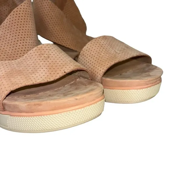 EILEEN FISHER Wedge Desert Rose Leather Sandals Womens 9 Preppy Feminine Comfort