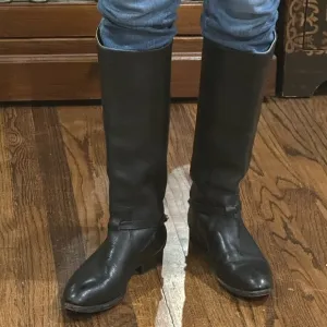 EUC Frye Lindsay Black Riding Boots w/ Ankle Belt and Back Plate Sz 8.5