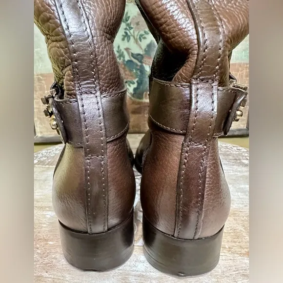 EUC Tory Burch &quot;Elina&quot; Coconut Pebbled Brown Leather Riding Boot Size 7.5