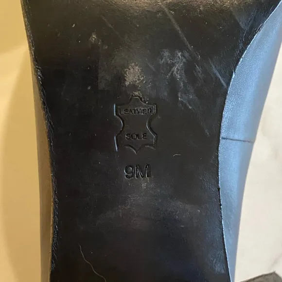 EUC Tory Burch Perrine Heeled Loafers