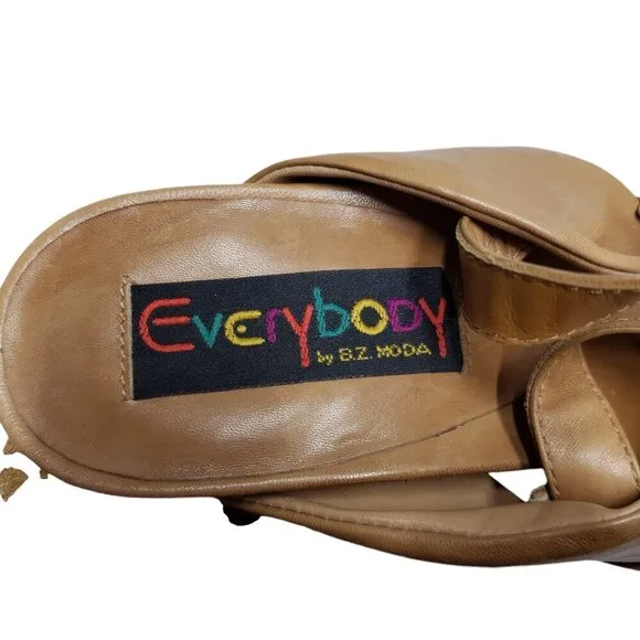 Everybody by BZ Moda Ankle Strap Heeled Leather Sandals Tan Size 39.5