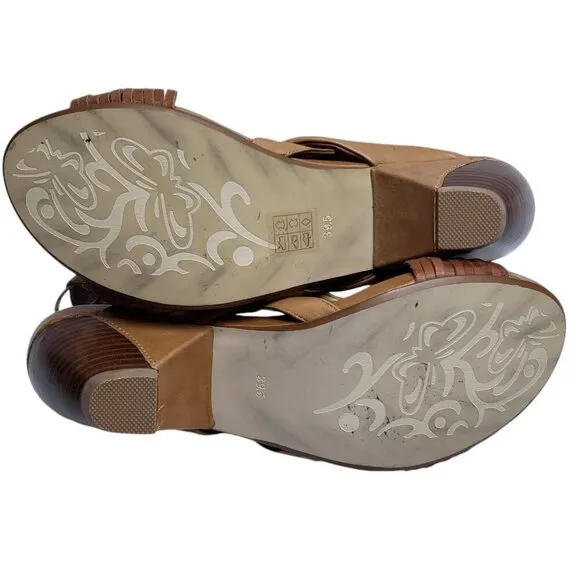 Everybody by BZ Moda Ankle Strap Heeled Leather Sandals Tan Size 39.5